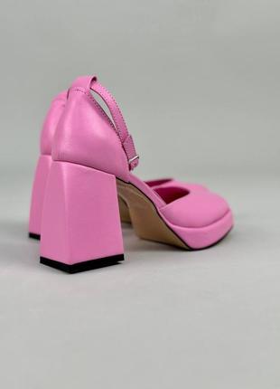 Стильные розовые женские босоножки на каблуке кожаные/кожа-женская обувь на лето8 фото