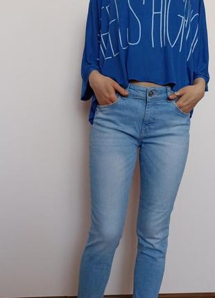 Голубые джинсы штаны stradivarius  р.401 фото