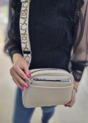 New💥 жіноча сумка через плече на текстильному ремені з буквами з гаманцем кроссбоді світла5 фото