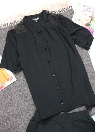 Черная блуза с ажурными плечами 2хл нарядная блуза футболка9 фото