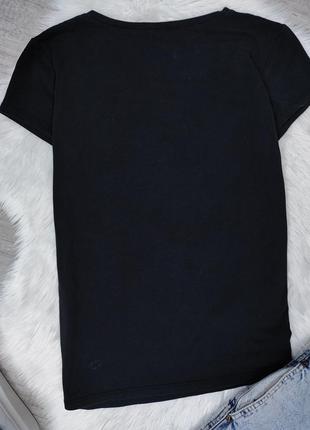 Женская футболка itaka чёрная с изображением девушки с фотоаппаратом размер 46 м7 фото