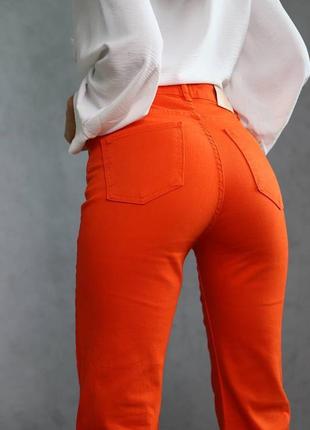 Джинсы качественные базовые зеленые оранжевый фиолетовый салатовые трендовые брюки стильные джинсовые брюки яркие3 фото
