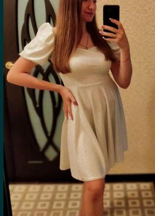 Женское платье платье праздничное белое