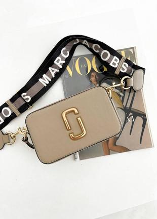 Сумка кросс-боди marc jacobs the snapshot beige