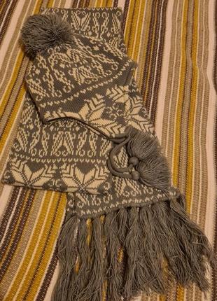 Комплект шапка и шарфик