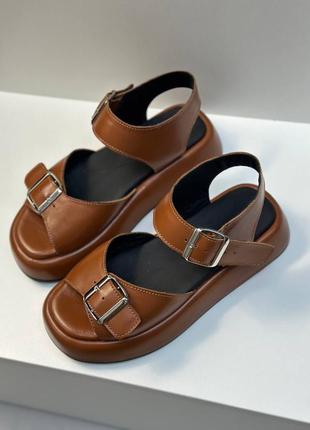 Екслюзивні босоніжки з італійської шкіри та замші жіночі на танкетці