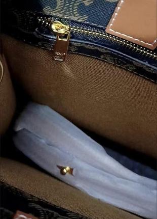 Сумка коричневая бежевая в стиле celine с надписью квадратная8 фото
