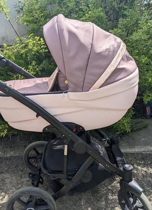 Продам коляску bexa ideal 2 в1. в очень красивом состоянии. полный комплект.