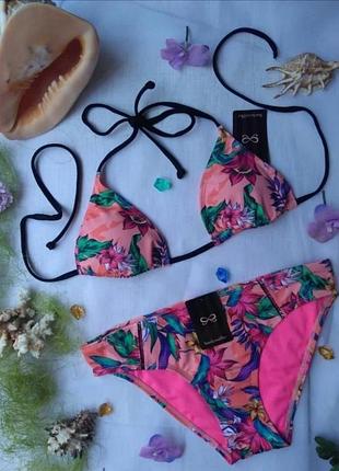 Раздельный яркий купальник с поролоновыми чашками hunkemoller