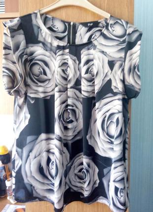 Блузка з гарним принтом