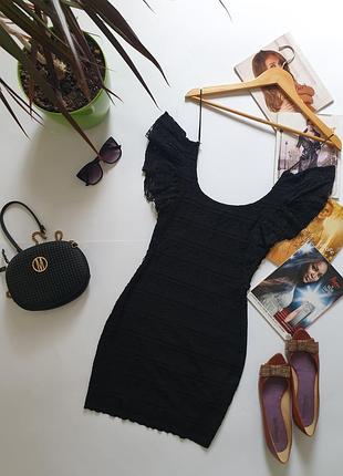 Изысканное кружевное платье фирмы h&amp;m 36 размер.