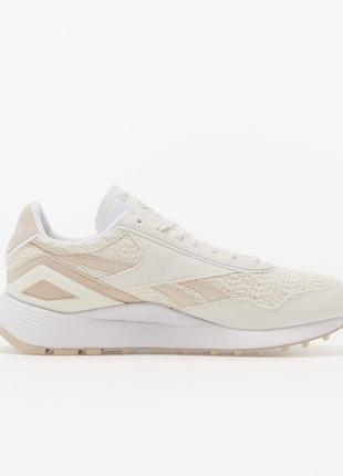 Бежевые оригинальные кроссовки reebok classic cl legacy az бежеві оригінальні кросівки reebok classic5 фото