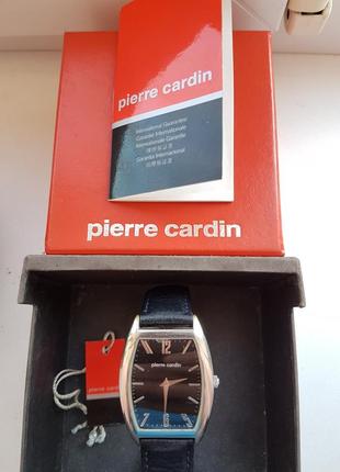 Годинник pierre cardin.