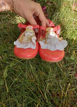 Туфлі для дівчинки, 26,31 розмір2 фото