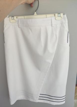 Белая стильная юбка м 44 (38)