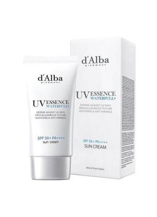 Солнцезащитная эссенция-крем d'alba waterful essence sun cream spf 50+ pa++++, 50 мл1 фото