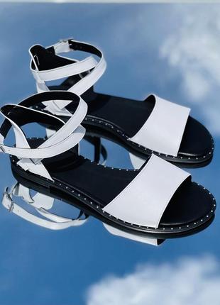 Босоніжки натур шкіра білі 36-44р всі кольори