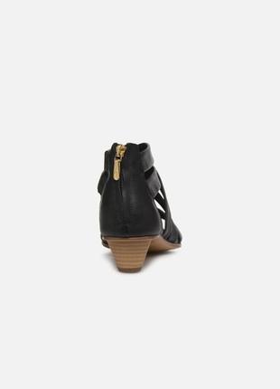 Шкіряні босоніжки clarks mena silk black6 фото