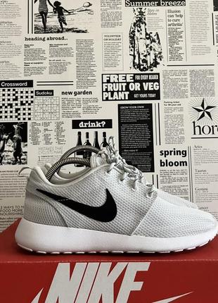 Женские кроссовки nike running roshe run2 фото