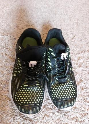 Кроссовки clarks