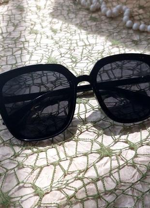 Дизайнерские солнцезащитные очки «кошачий глаз»3 фото