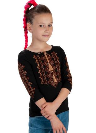 Черная вышиванка для девочки подростка, подростковая вышитая кофта блуза трикотажная