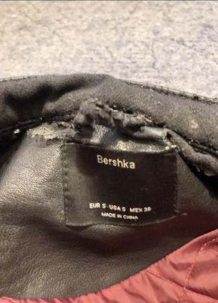 Мужская кожаная куртка bershka3 фото