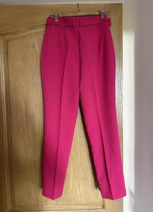 Новые розовые прямые брюки с поясом reserved6 фото