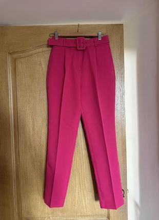 Новые розовые прямые брюки с поясом reserved5 фото