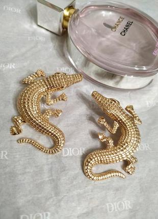 Тренд роскошные позолоченные серьги крокодил под золото ретро винтаж шарики пусеты крокодилы1 фото