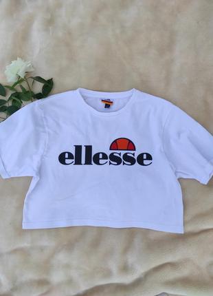 Кроп топ белая укороченная футболка от ellesse