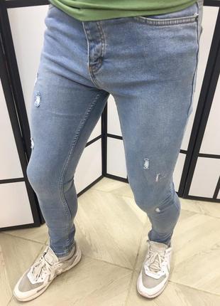 Джинсы мужские pull&bear зауженные с небольшими разностями