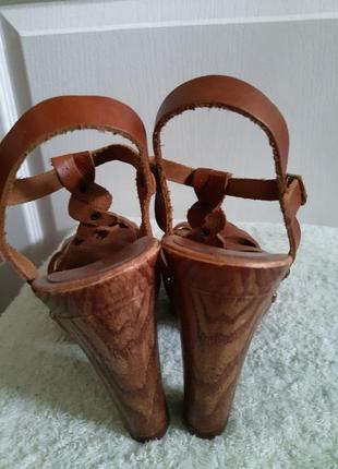 Женские кожаные босоножки туфли на каблуке на узкую ногу кожа5 фото
