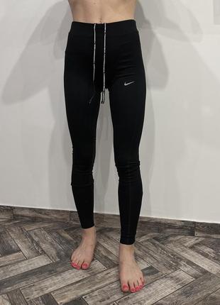 Nike dri-fit черные леггинсы спортивные с замочками сзади