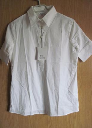 . нова класична біла блузка "gf ferre" р. хs
