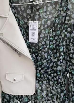 Шифонова блуза в квіти stradivarius