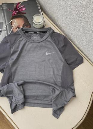😍классная серая футболка Half nike, оригинал! очень качественная