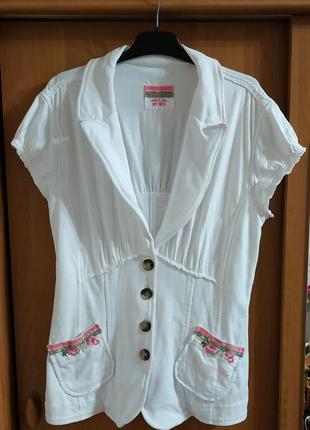 Летний красивый пиджак жакет белого цвета mark cain sports
