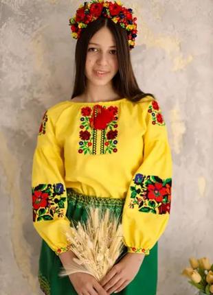 Вышитая рубашка на девочку