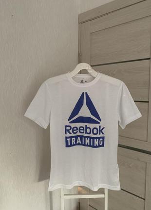 Чоловіча футболка reebok