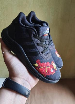 Adidas marvel