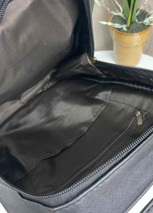 Женский городской рюкзак в стиле рептилии с веночком серый10 фото