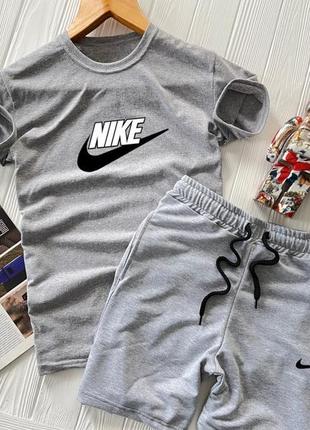 Футболка и шорты nike