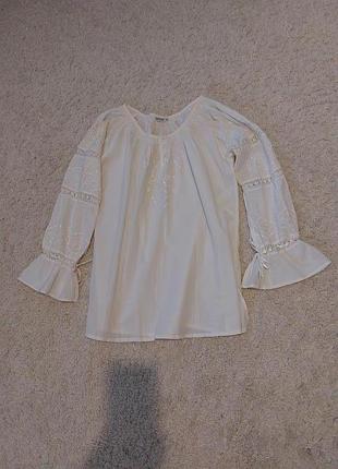 Нежная летняя блузка