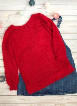 Удлиненный пушистый красный свитер травка prettylittlething