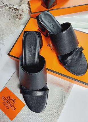 Босоножки женские кожаные черные брендовые в стиле hermes
