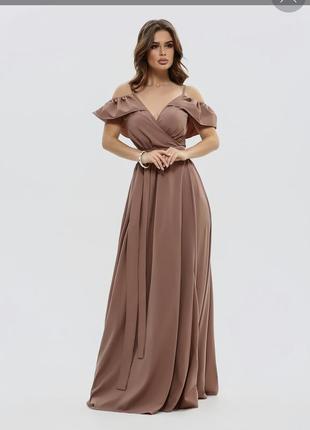 Персикова довга сукня з відкритими плечима8 фото