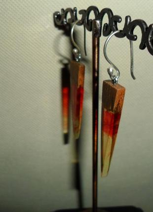 Сережки з ювелірної смоли та деревини сіпо, оригінальний подарунок, прикраси для фотосесії3 фото