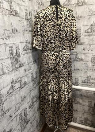 Платье рюшами в леопардовый принт3 фото