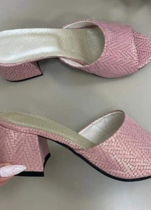 Розкішні шкіряні босоніжки шльопанці сабо